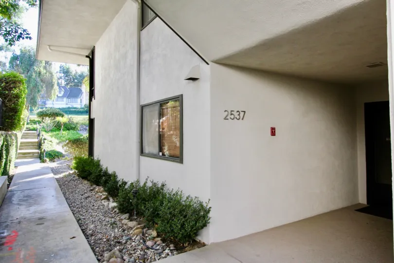 The entrance of Building No. 2537 at the Costa Verde community.