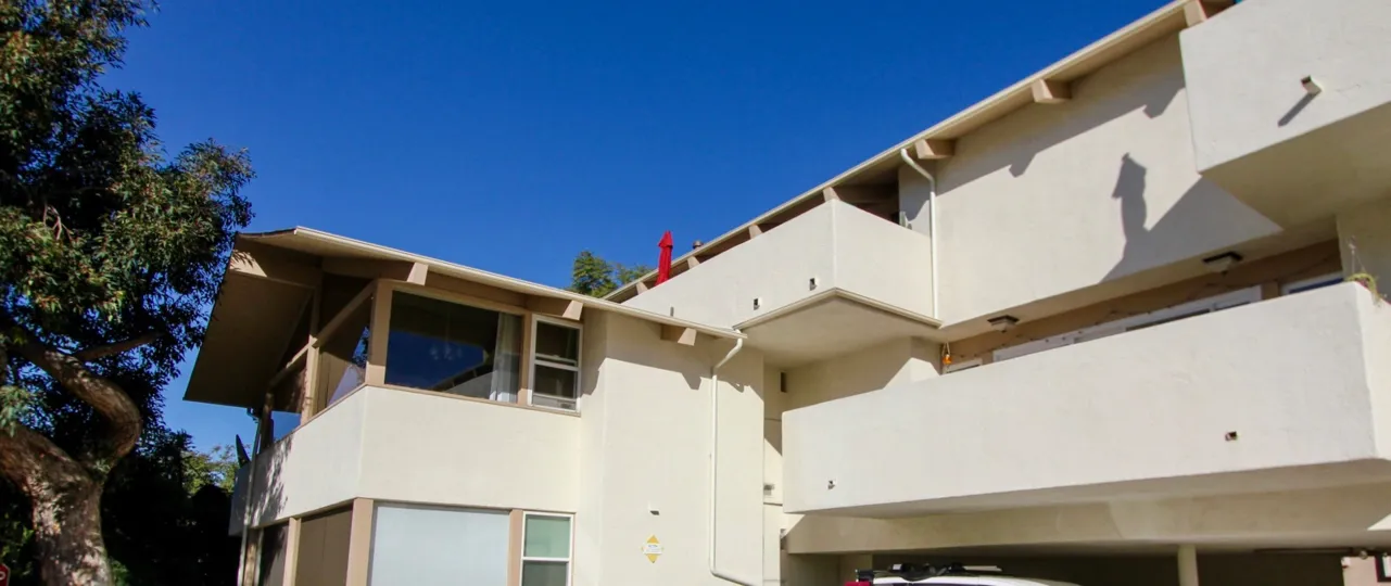 A two story modern home in the Flave La Costa neighborhood of California.
