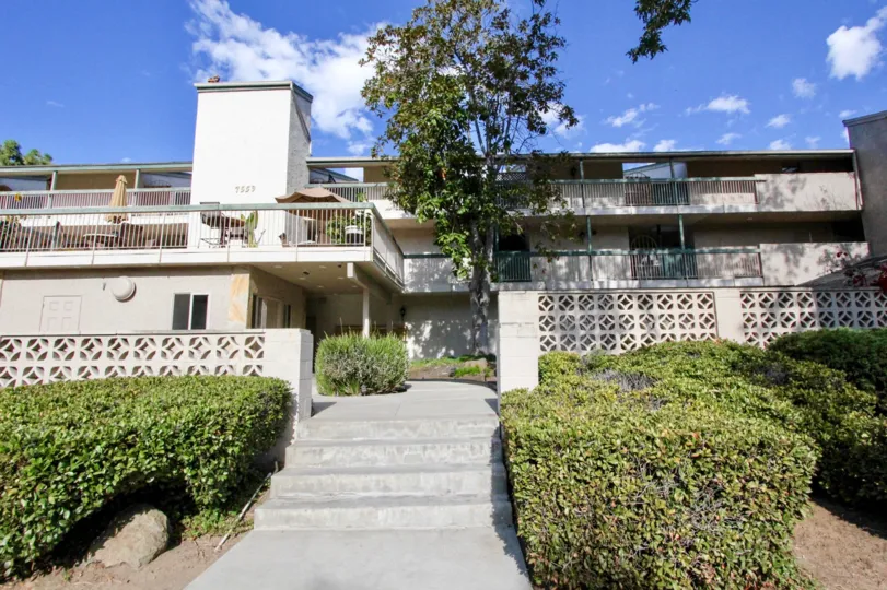 picture showing big bunglow houses named as Gibraltar Villas, located at Carlsbad, California