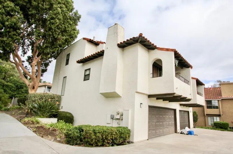the la costa pacific villas is a cup model house of the carlsbad in ca