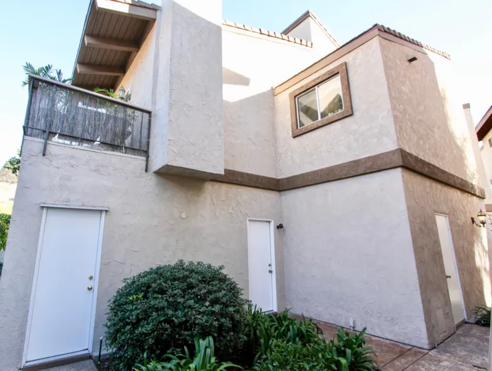 The House Looking Good and have Plant in Top Floor Lado De Loma