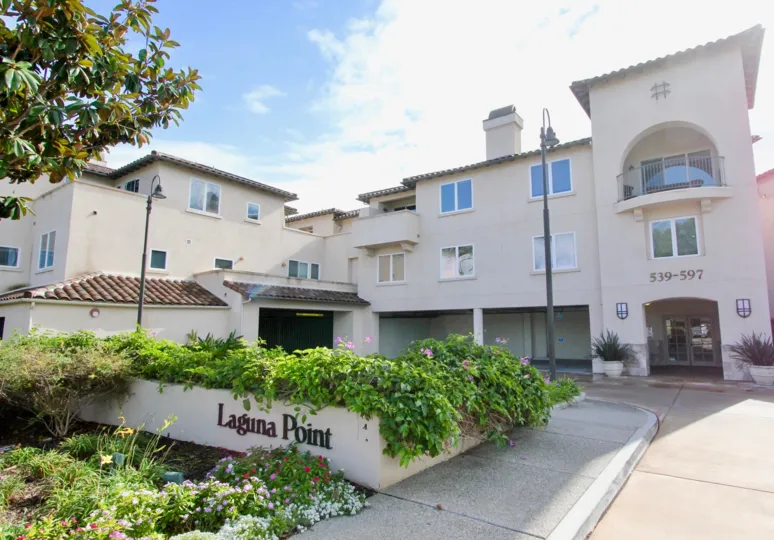 the laguna point is a light house of the carlsbad city in california
