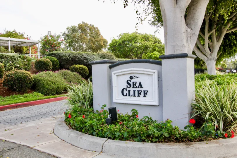 A great day in the Sea Cliff with a signage and garden.