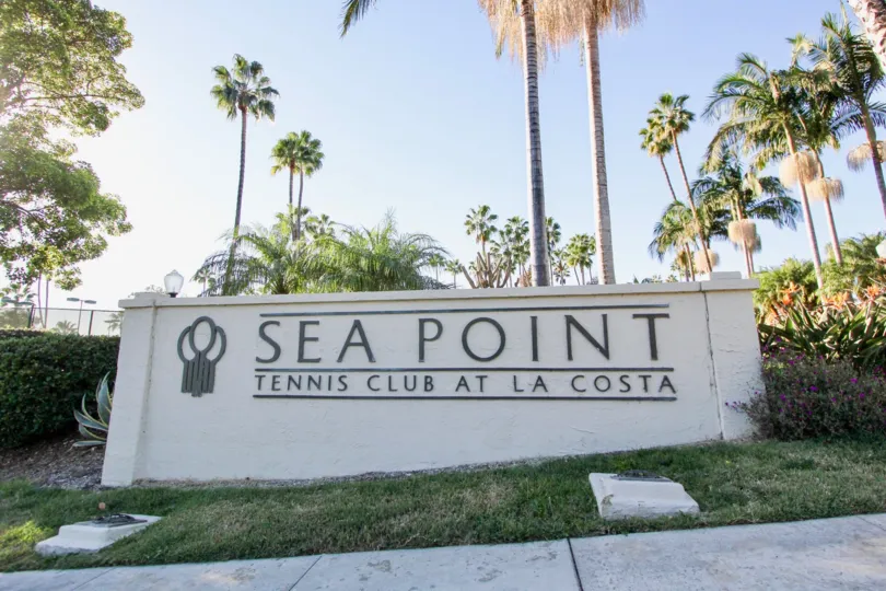picture of entrance wall of Sea Point Tennis Club, located at Carlsbad, California