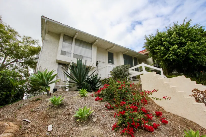 come and enjoy at Sea View in Carlsbad, California