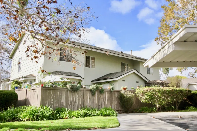 A bright day in the Crest with a residential area and house.