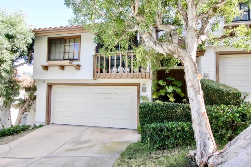 amazing homes at Villa La Costa in Carlsbad, California
