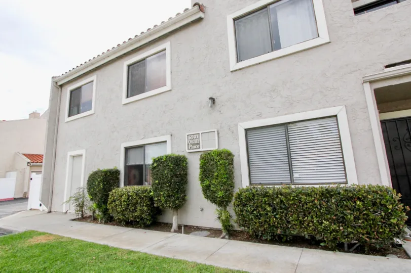 A Building with nice lawn and garden beside in West Bluff Hills of Carlsbad