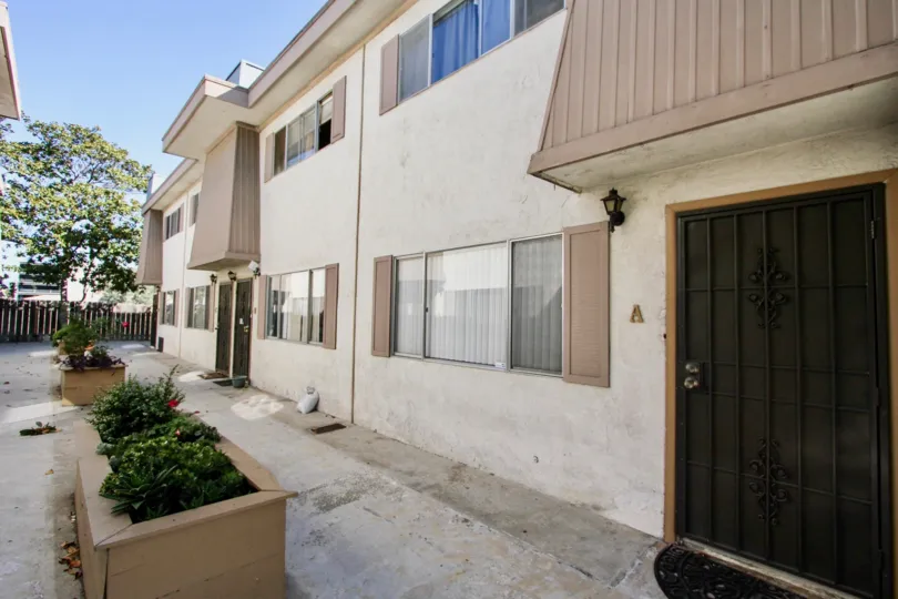 The exterior grounds at Continental Condos in Chula Vista, california.