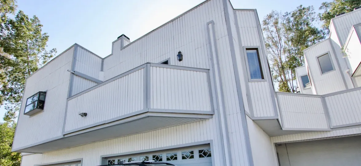 Exterior of Kimball Terrace captured on a sunny day in Chula Vista, CA