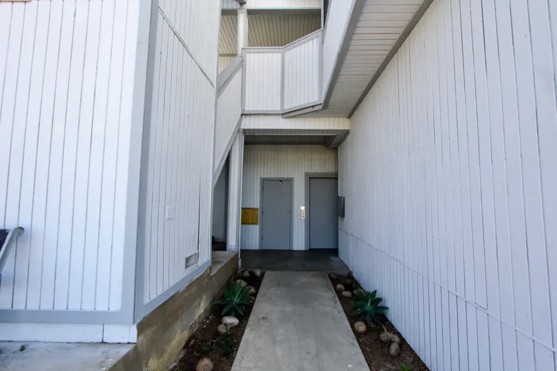 beautiful and neat walkway of Kimball Terrace in Chula Vista, California