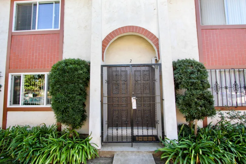 A Beautiful House with Ample of Space in Las Palomas of Chula Visa city