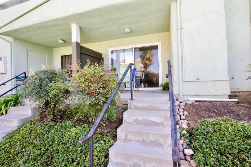 Beautiful condo Fully Gated Community with a beautiful balcony