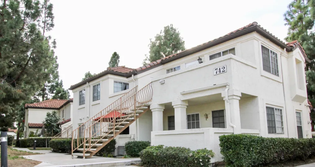 A numbered address at Villa martinique located in Chula Vista, California.