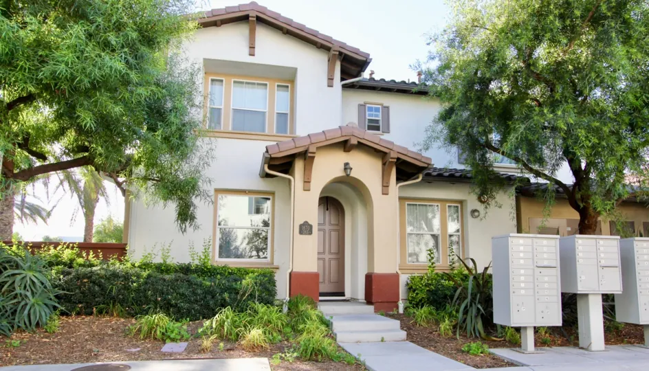 A clear day at Wining Walk in Chula Vista, California