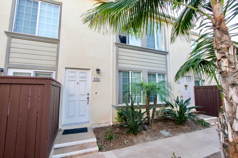 Balboa Ridge  : Clairemont Mesa , California,number,white door