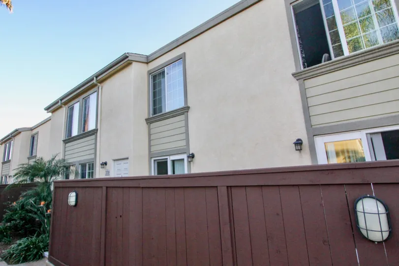 Balboa Ridge ,  Clairemont Mesa  , California,wooden compound wall