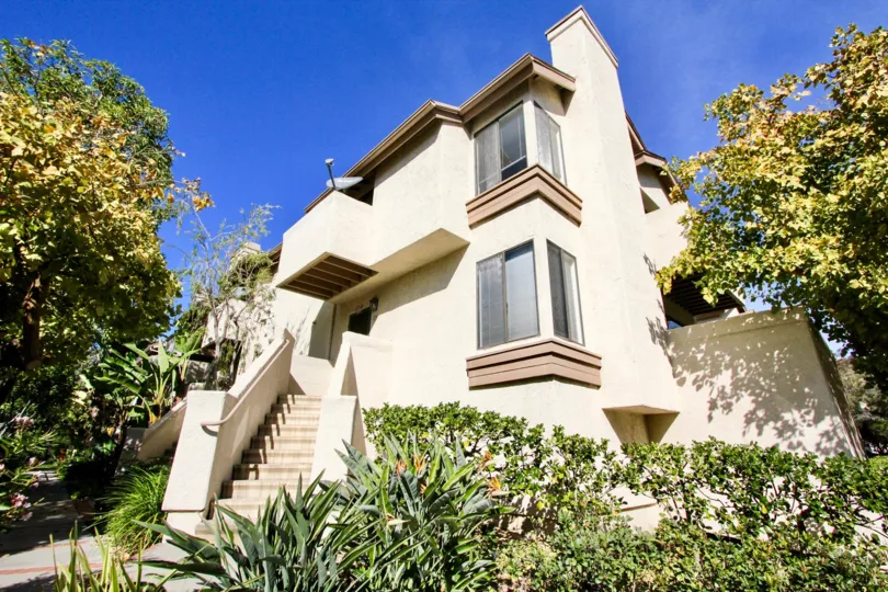 Canyon Rim Community Clairemont Mesa California shrubs trees landscaping stairs windows