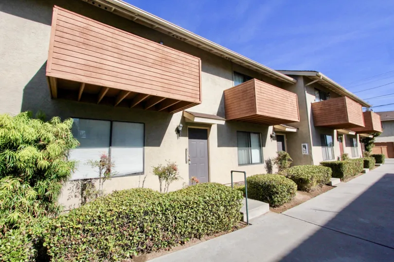 Clairemont 5  , Clairemont Mesa  , California, shadow, blue sky