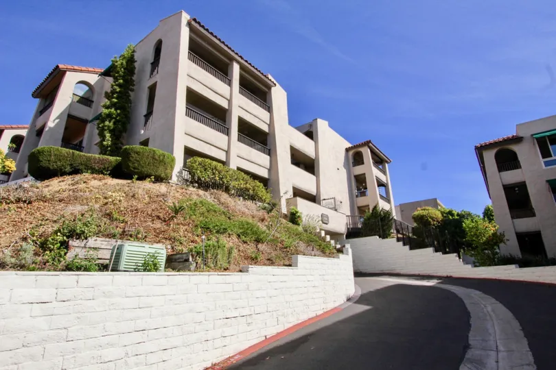 Costa Viva  ,Clairemont Mesa  ,California,blue sky, apartment