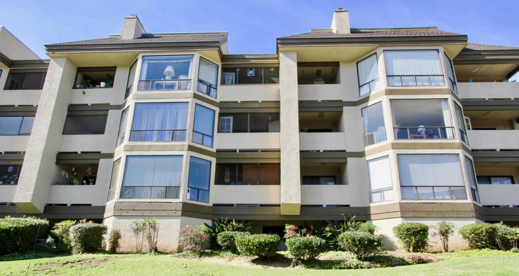 Community: Mission Bay Ridge  City: Clairemont Mesa  State: California