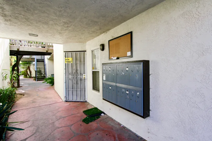 Amherst Estates, College Area,: California,red floor,locker,