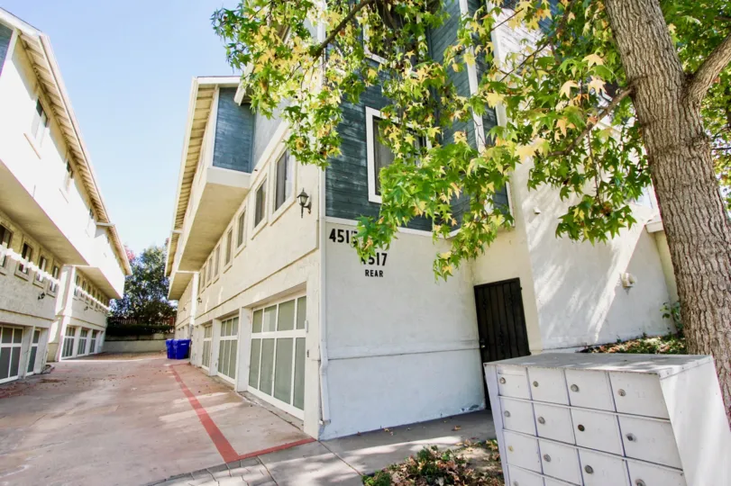 Neat, Apartments of College Way, College Area, California