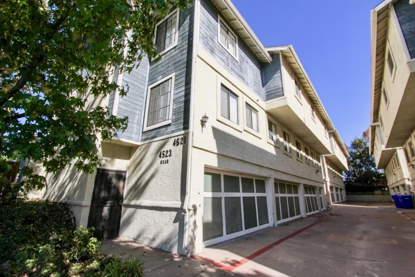 College Way  , College Area ,: California,number, blue sky