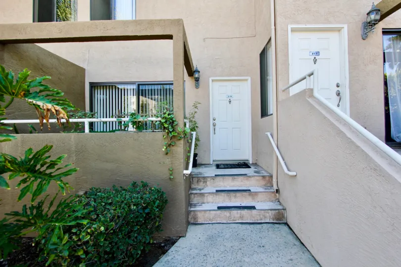 Stairway and entrance at Glen-ridge in College Area California