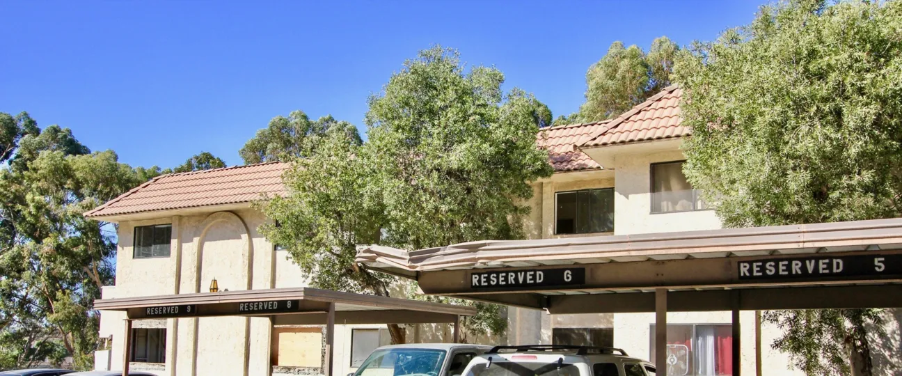 Los Arcos  , College Area  , California,sunlight, blue sky