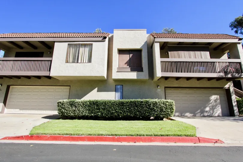 Gorgeous white sandstone home, Montezuma Townhomes, College Area California