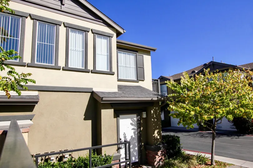 Entrance to a residential building at Orange Walk in College Area California