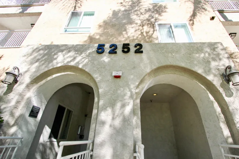 Parkridge, College Area , California, number,white building