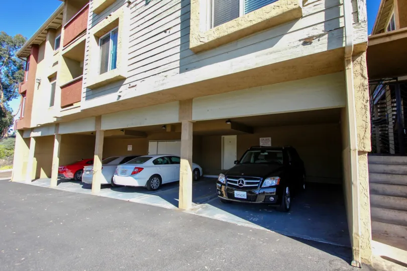 Saranac Villas ,College Area  , California, car parking, road