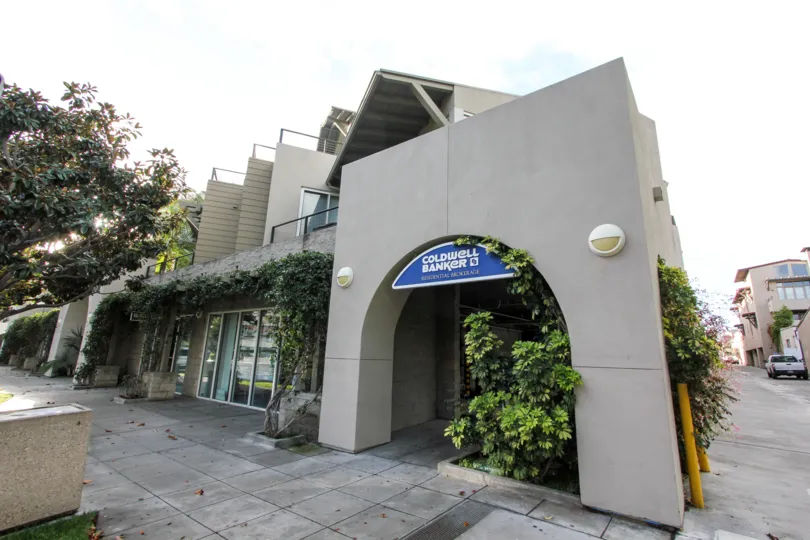 Corner Coldwell Banker in Crownview in Coronodo, CA
