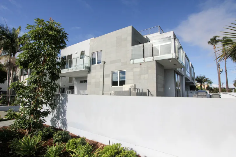 Live the lap of luxury in Coronado's own Glorietta Bay Point in San Diego's Backyard.