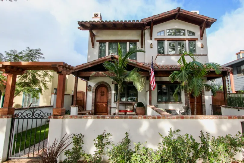 Beautiful house in villas community in Coronado California