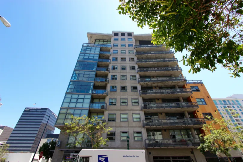 Nice tall building and amazing in Aperture CaLIFORNIA