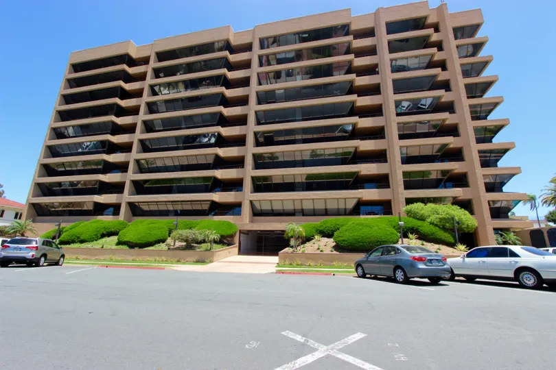 Brittany Tower is a large building with plenty of parking and a secured entrance in Downtown San Diego, California.