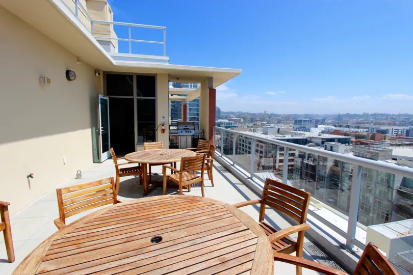 Rooftop lounge area with view of the city at Diamond Terrace.