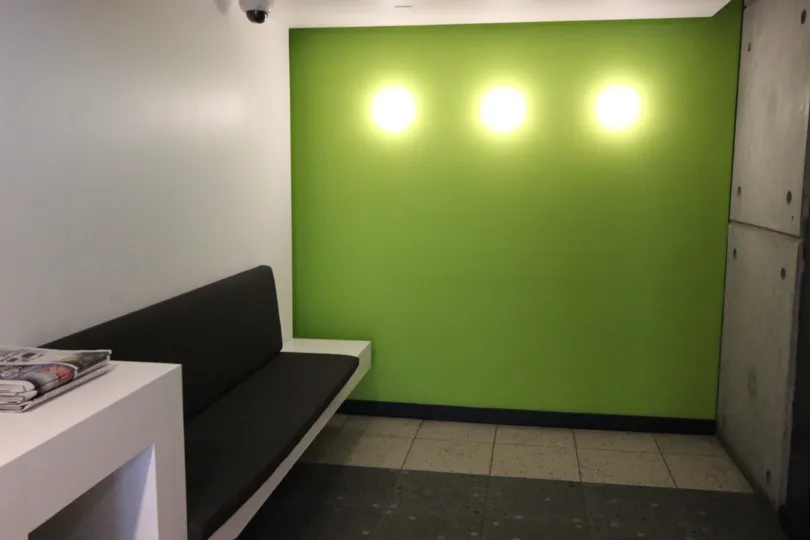 A green wall in the Fahrenheit reminds me of disco-theque at downtown.