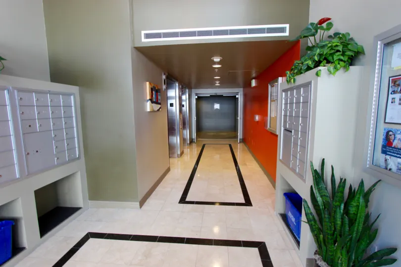 A corridor in the La Vita reminding me off the movie set of Matrix.