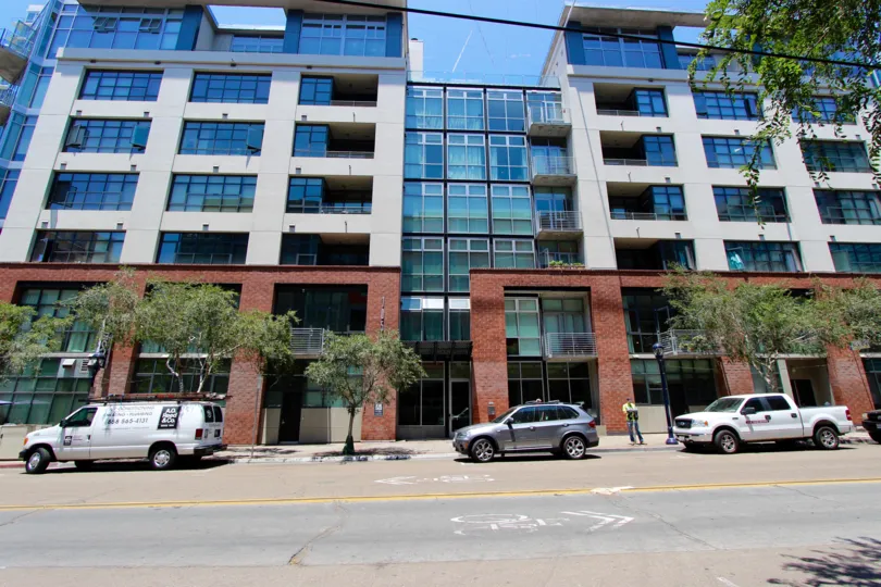 Gorgeous architecture of a building located in the M2i neighborhood in Downtown San Diego