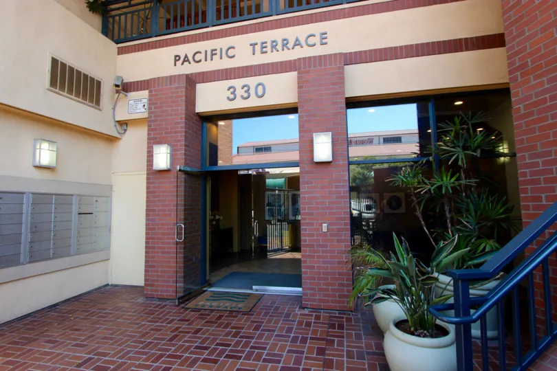 clean and need maintained front view of pacific terrace