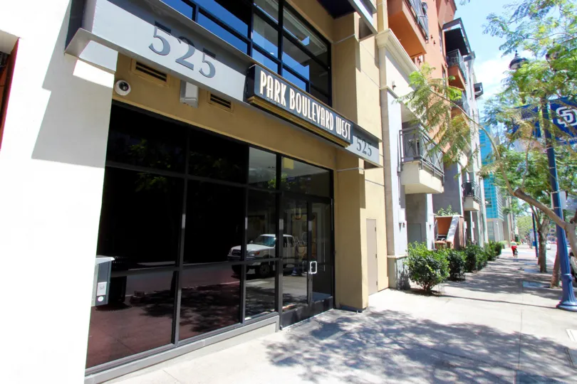 The street level entry at Park Boulevard West keeps you near to lots of great locations.