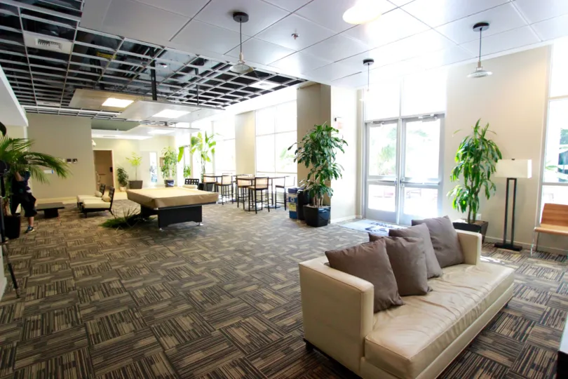 Bright common area for meeting friends at Park Terrace.