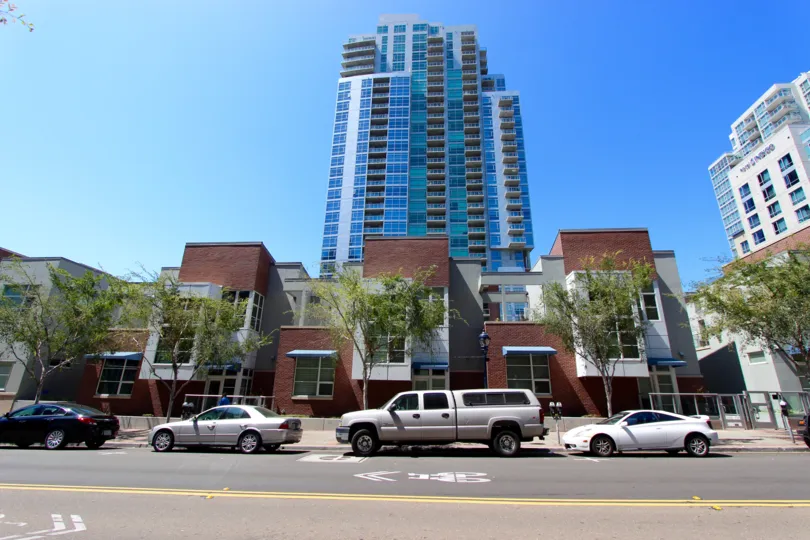 Parkloft San Diego California streetview highrise urban city