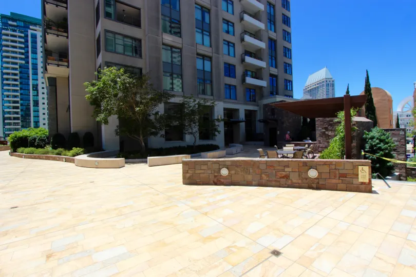 This gorgeous apartment building sits in the shining sun in beautiful downtown San Diego
