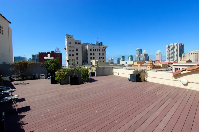 The roof patio at Samuel Fox Lofts in San Diego