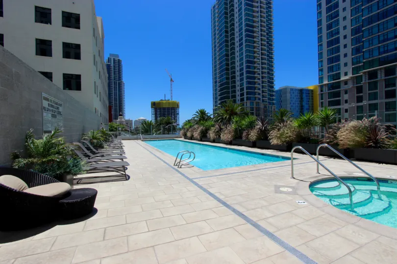The poolside view of the Sapphire Tower in the Sapphire Tower community in Downtown San Diego CA